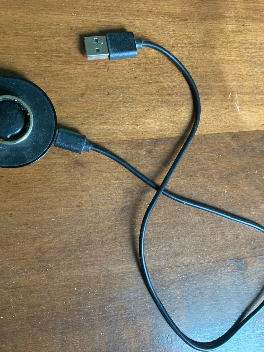 Ours ring Gen 3 size 9 with charging cable